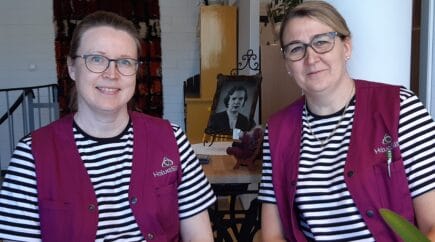 Hoitoalan ammattilaiskaksikko johtaa  HoivaSilta Oy:ä.